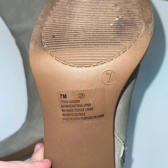 Maurices Addison Mid Ankle Block Heel Booties Taupe Gray 7 Women’s - Picture 12 of 14